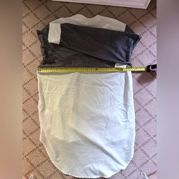 White long sleeved tunic with faux gray V neck overlay with cross NWOT L - Picture 9 of 11